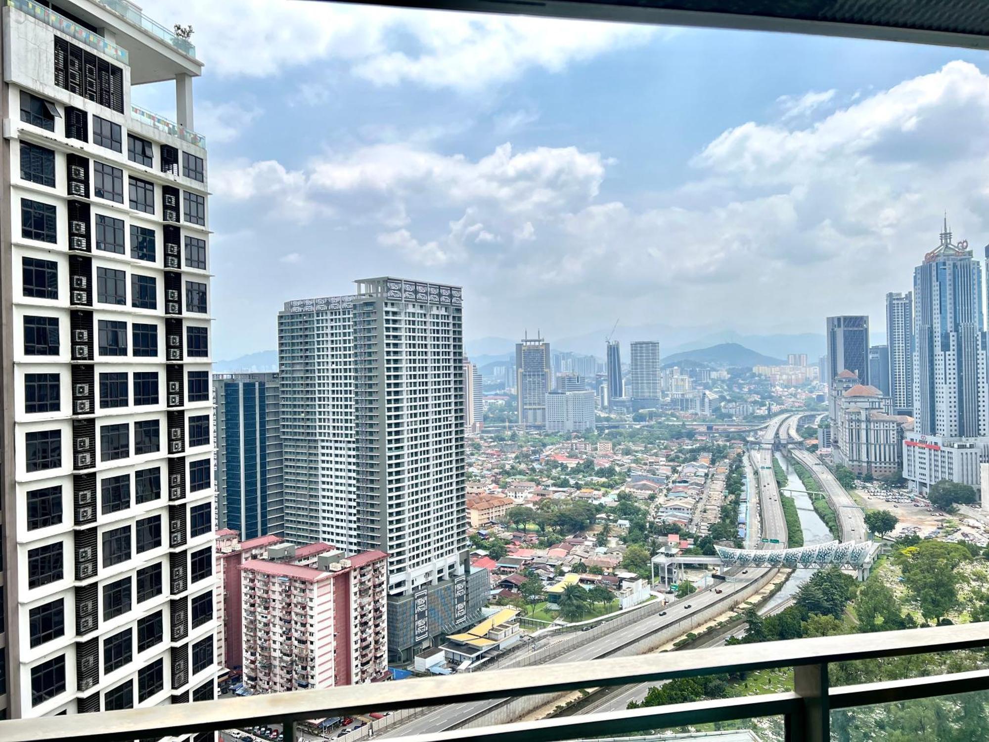 Summer Suites Klcc By Whollmark Kuala Lumpur Zewnętrze zdjęcie