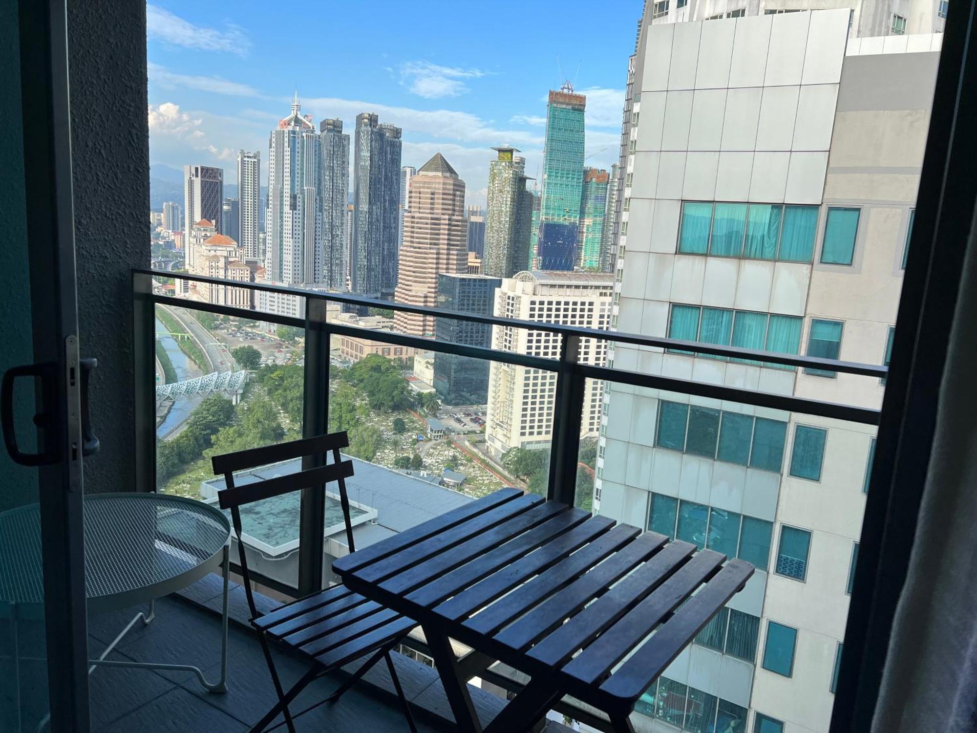 Summer Suites Klcc By Whollmark Kuala Lumpur Zewnętrze zdjęcie